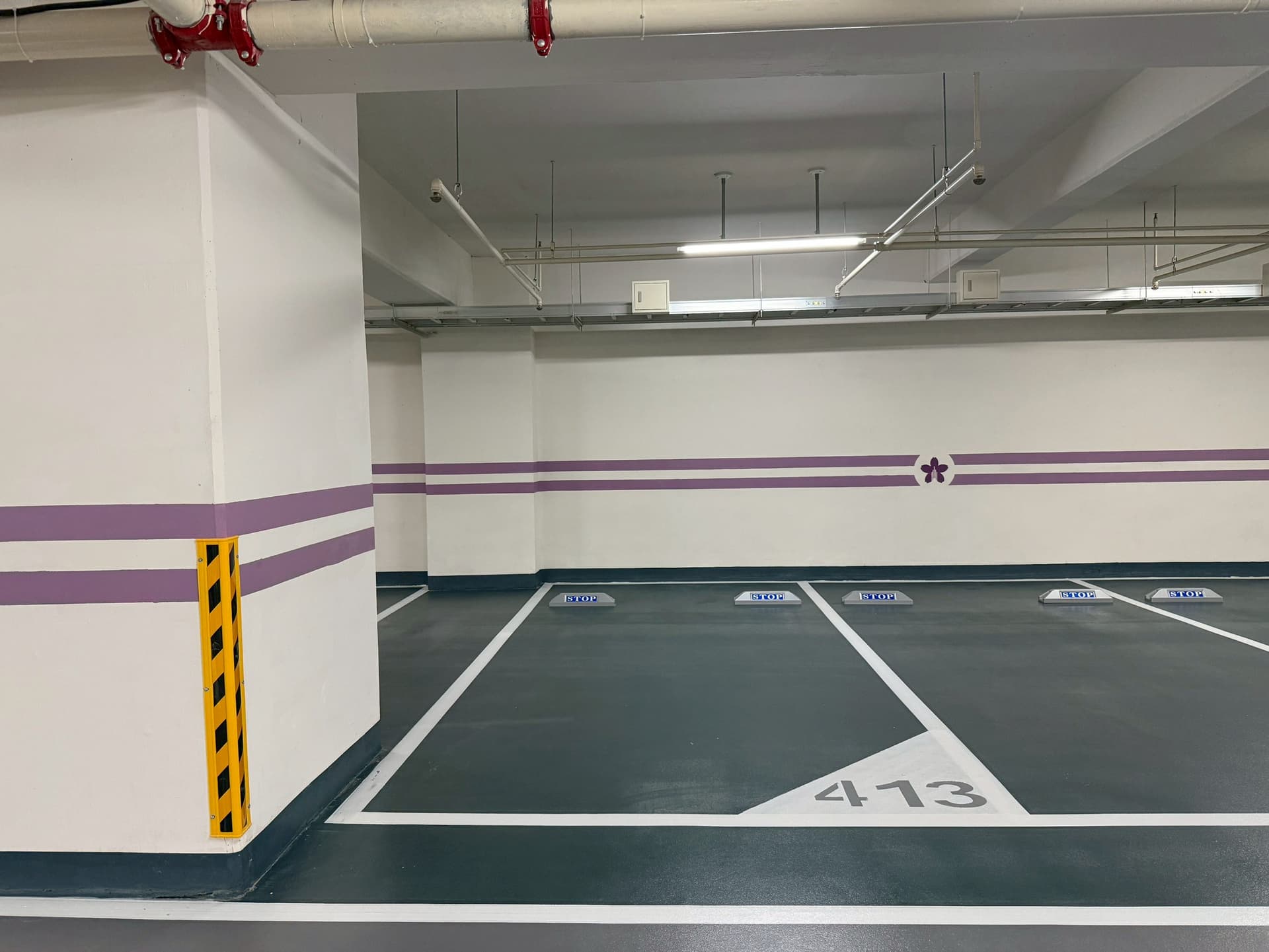 Hiếm có! Căn hộ 3PN hướng Nam - Sân vườn nghìn ping - 2 chỗ đậu xe